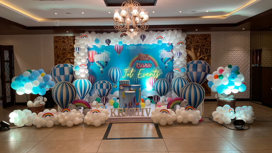 Hot air balloons theme decoration for kids birthday party, Hot air balloon party Ideas