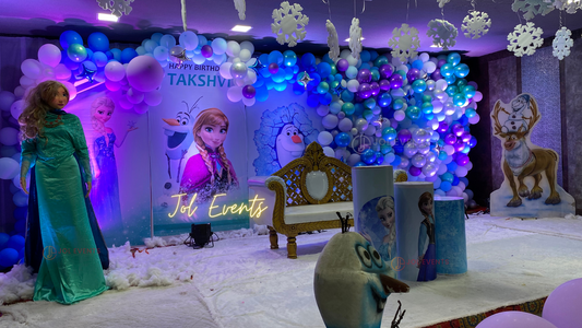 Frozen Theme Birthday Party Decoration Ideas