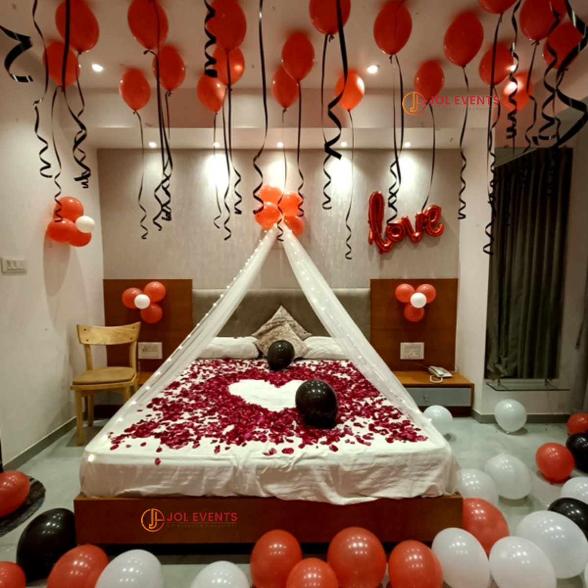 Canopy Bed Decoration